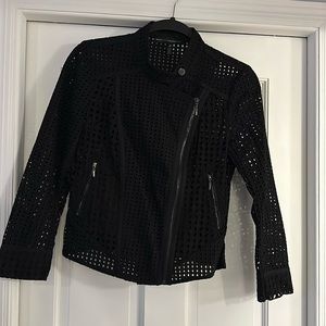 White House Black Market Size 2p Black Eyelet 3/4 Sleeve Jacket